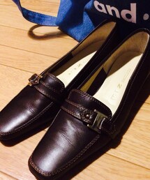 クラシカルなくつ(パンプス)