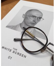 THE WHITE SCREEN | メガネ