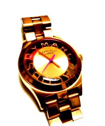 Marc by Marc Jacobs | 【MARC BY MARC JACOBS】 腕時計 Automatic Henry Skelton
ローズゴールド×ブライトピンク 世界限定世界限定1000本 MBM9702
(アナログ腕時計)