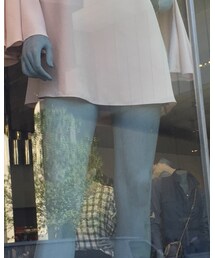 UNKNOWN. | ドレス