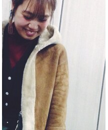 UNKNOWN. | ムートンコート