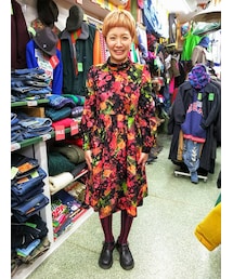 ベロア×花柄ハイネックワンピース　約M～Lｻｲｽﾞ(ワンピース)