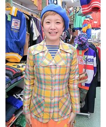 大きめ四角襟 黄色系チェックジャケット 　約M～Lｻｲｽﾞ　(その他アウター)