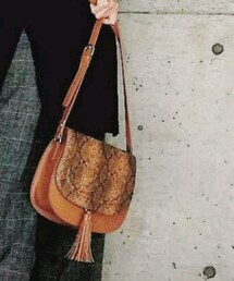 GU | ショルダーバッグ