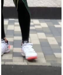 NIKE | カイリーアーヴィングのバッシュですがテニスシューズです。(スニーカー)