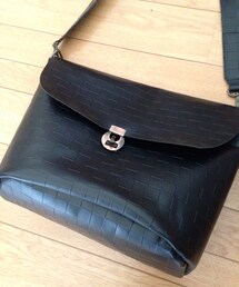 NaturalHandmadeLeather | 黒型押しショルダーバッグ(ショルダーバッグ)