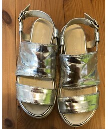 A part by | サンダル