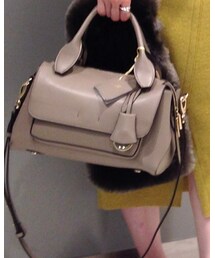 story. | ショルダーバッグ