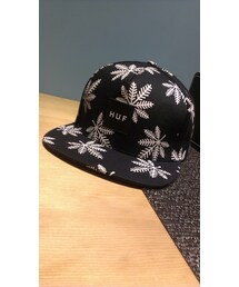 HUF大麻葉帽(キャップ)