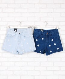 カモミールフラワー柄ショートパンツ(デニムパンツ)