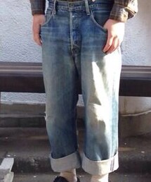 リーバイス
(デニムパンツ)