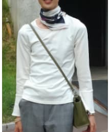 GU | ｱｰｽ&ﾐｭｰｼﾞｯｸ(Tシャツ/カットソー)