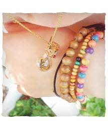 時計のパーツが入ったネックレスは貰い物

ブレスレットは100円(ネックレス)