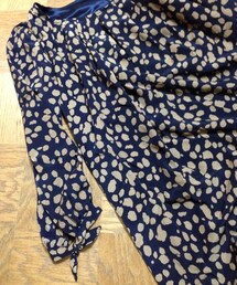 Te chichi | 袖にリボンついてる。(ワンピース)