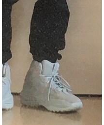 Yeezy | スニーカー