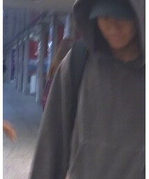 Yeezy | パーカー