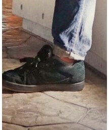 ES | スニーカー