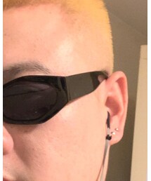 out | サングラス