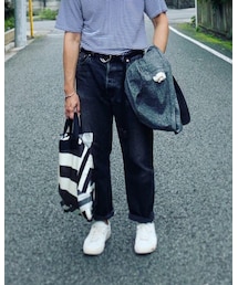 Levi's | 古着の501で¥7,000くらい。ワイドストレート風に履きたかったので、かなりサイズアップして36インチを裾上げしています。(デニムパンツ)