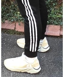 Yeezy | スニーカー