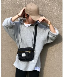 Naughty dog | パーカー