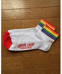 Levi's | 虹色の派手ソックスですが、意外と使いやすいです！皆さんもお試しあれ🎶(ソックス/靴下)