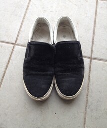 TAS SKRAM(スニーカー)