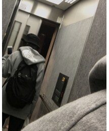 うしろすがた | パーカー