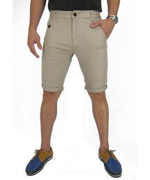 Graphiteclothing | Check out this uniquely design Bermuda featuring the classic folding with Mark Stripe. 

-100% Cotton
-Elastic Material Enhancing Slim Fitting & Comfort

Model Size: 28
(スラックス)