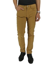Graphiteclothing | Looking for a pair of jeans aside from the regular denim color? Check out this Khaki Jeans that gives you a fresh outlook(その他パンツ)