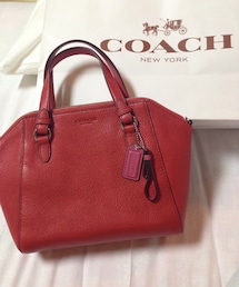 COACH | ショルダーにもハンドにもなる優れもの♡
アウトレット限定の日本未発売品🎵(ショルダーバッグ)