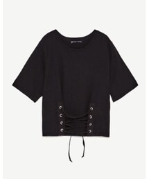 ZARA | ããã³ãã³ã«ã»ãããã¶ã€ã³ãããã¹(Tã·ã£ã/ã«ãããœãŒ)
