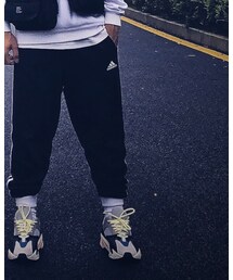 Yeezy | スニーカー