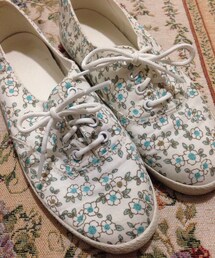 白い花柄のスニーカー♩(スニーカー)