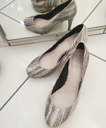 VINCE CAMUTO | パンプス