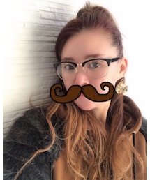 雑貨屋 | 裸眼、ツケマなしなので髭ー❣️😆(メガネ)