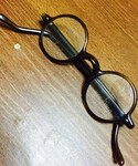 不明の「ファッション雑貨(メガネ)」