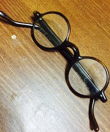 不明 | メガネ