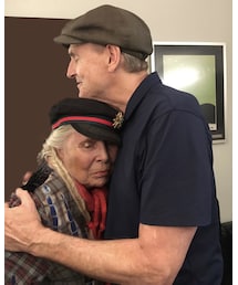 ジョニ・ミッチェルとジェームズ・テイラー | 2018年5月。ジョニ・ミッチェル75歳。ジェームス・テイラー70歳。(その他)