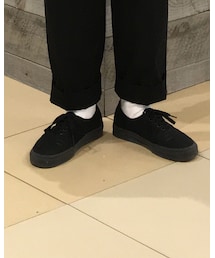 VANS | カジュアルにもキレイめにも合わせられて使い勝手が良いです‼︎(スニーカー)