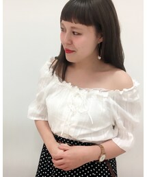 ブラウスあっぷ💘 | オフショルでも、そのままでも着れる2wayタイプ🙋(シャツ/ブラウス)