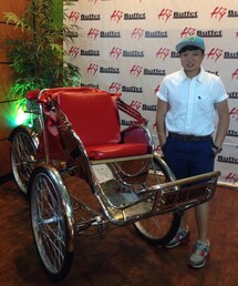 Abercrombie&Fitch | 短襯衫Abercrombie 
短褲Abercrombie 
帽子KD
皮帶Louis Vuitton 
鞋子Nike 
夏天這樣穿的比較輕鬆(シャツ/ブラウス)