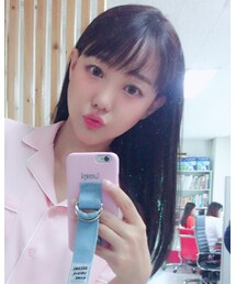 Linea storia | もともと前髪の長いスタイルだけど前髪セルフでカットした✂️(ヘアアクセサリー)