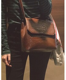 9.amez | 何にも入られる大きいサイズ、でも閉めるのは大変💦(ショルダーバッグ)