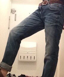 ダメージジーンズ(デニムパンツ)