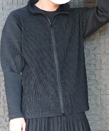 ISSEY MIYAKE | その他トップス