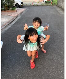 姉妹共演@謎のポーズ😂 | トップス