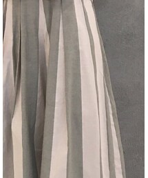 initial | チノパンツ