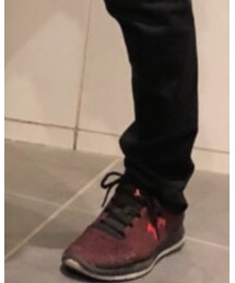 UNDER ARMOUR | スニーカー