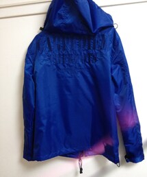 BLACK FLAMEのマウンテンパーカー

札幌、名古屋、渋谷の109にて販売！

109に入ってるとは言え全く別もののブランドでストリート、バイカーを中心にしたブランドでチャラい感じは一切ない
無骨で渋いブランドです！！！(マウンテンパーカー)